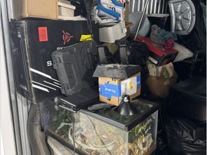 10 x 13 storage unit in Dearborn Heights, MI