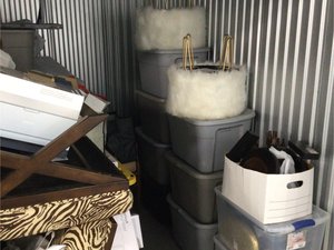 10 x 10 storage unit in Houston, TX
