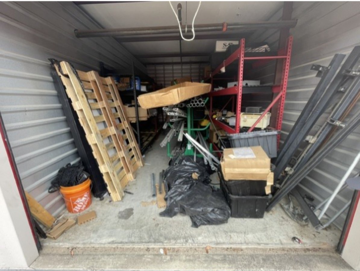 10 x 20 storage unit in Frisco, TX