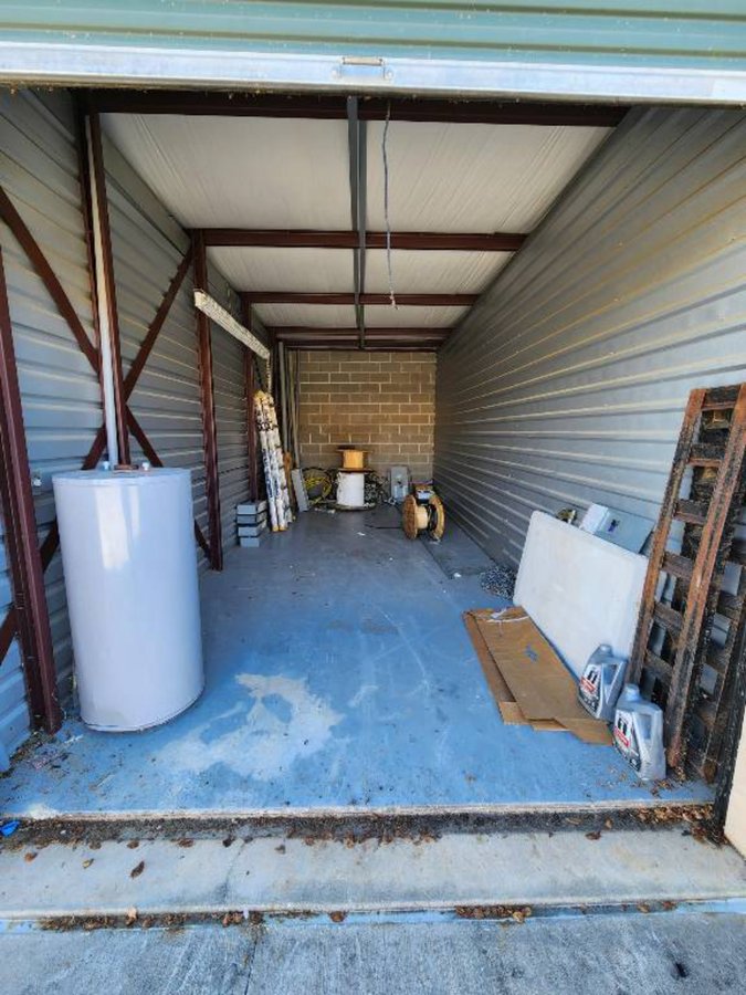 10 x 25 storage unit in Humble, TX