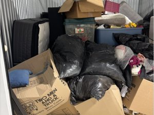 10 x 12 storage unit in Dearborn Heights, MI