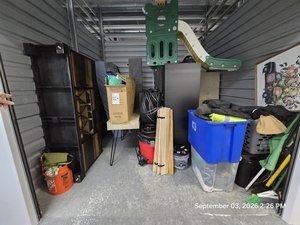 10 x 10 storage unit in Greenville, SC
