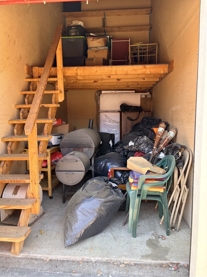 8 x 15 storage unit in Decatur, GA