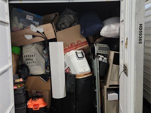 8 x 16 storage unit in Carrollton, TX