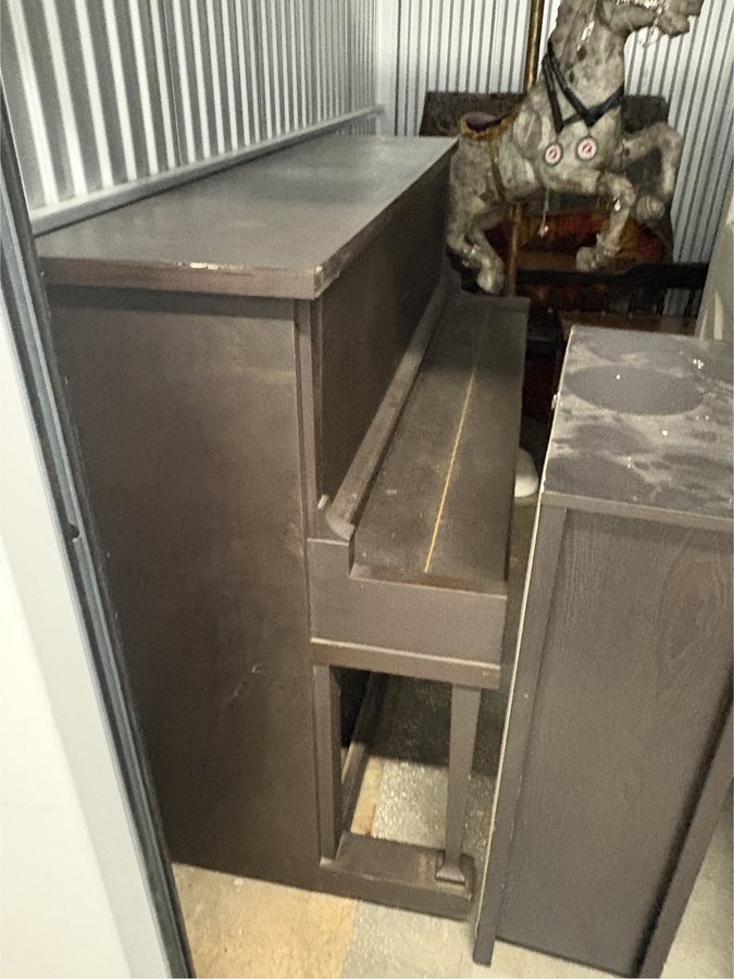 5 x 10 storage unit in Titusville, FL