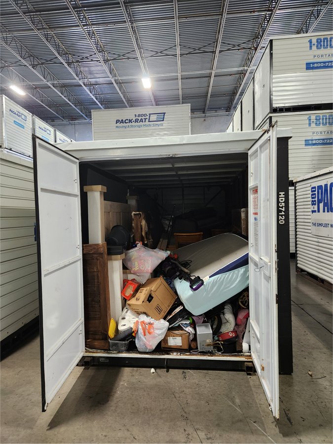 8 x 16 storage unit in Carrollton, TX