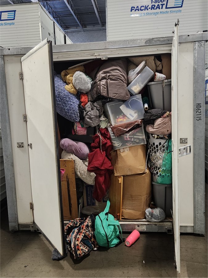 8 x 16 storage unit in Carrollton, TX