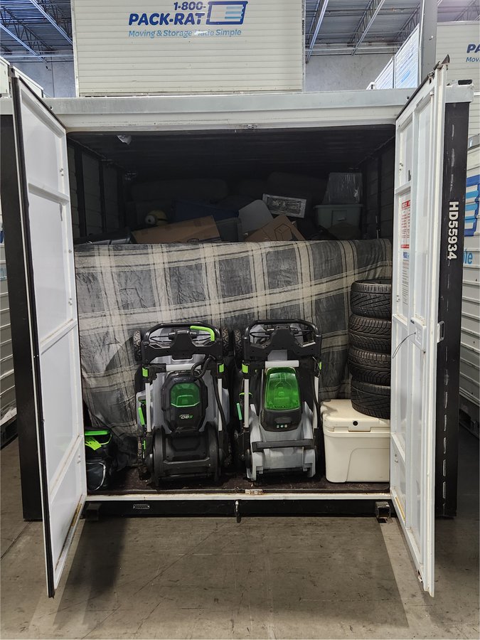 8 x 16 storage unit in Carrollton, TX