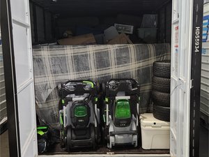 8 x 16 storage unit in Carrollton, TX