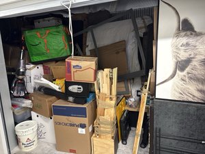 10 x 15 storage unit in Jersey City, NJ