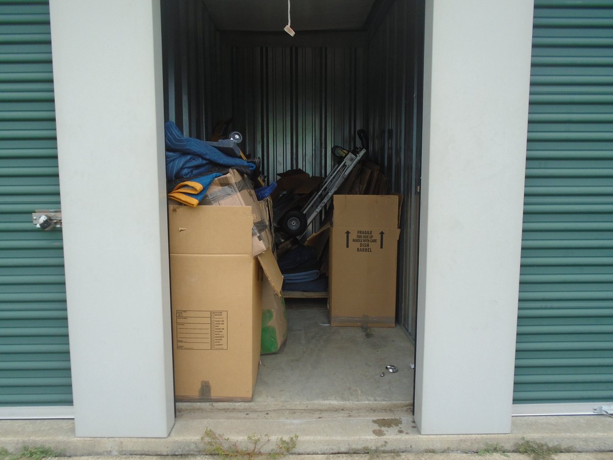 5 x 10 storage unit in Independence, MO