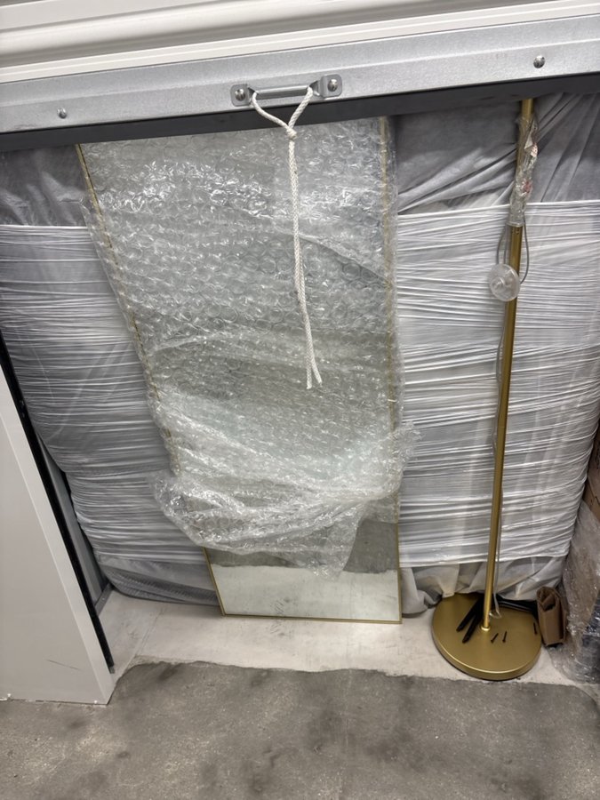 5 x 5 storage unit in Jersey City, NJ