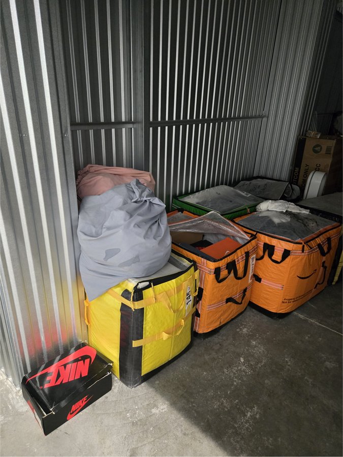 10 x 23 storage unit in Jersey City, NJ
