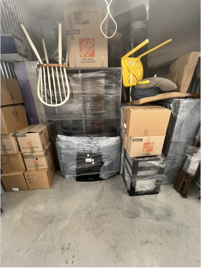 10 x 10 storage unit in Houston, TX