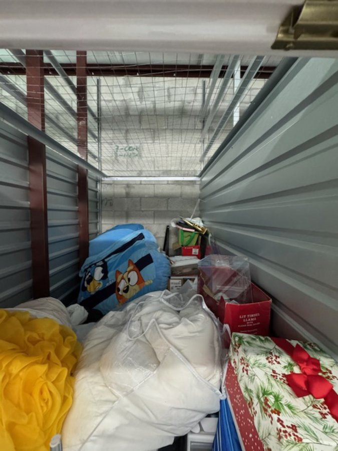 5 x 10 storage unit in Palm Springs, FL