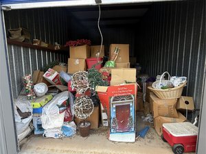 12 x 24 storage unit in Thomasville, GA