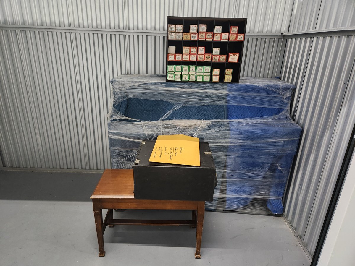 10 x 5 storage unit in Chicago, IL