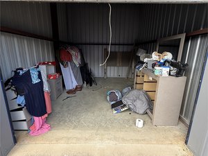 12 x 16 storage unit in Thomasville, GA