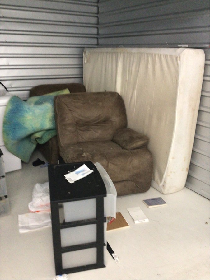 10 x 10 storage unit in Houston, TX