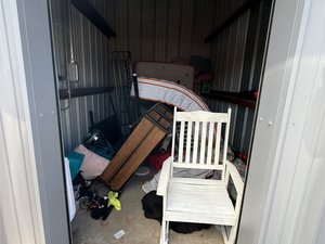 8 x 12 storage unit in Thomasville, GA