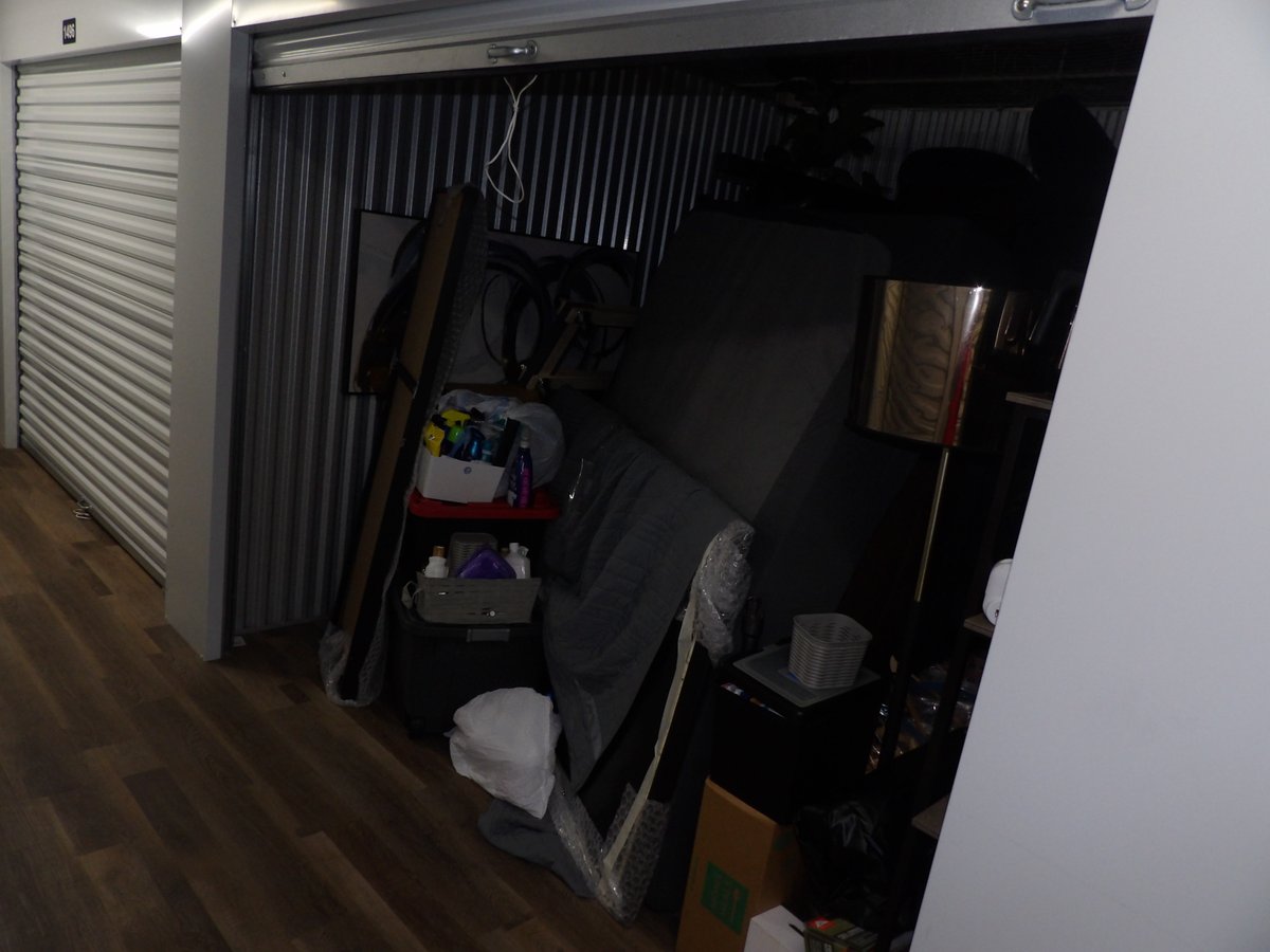 10 x 10 storage unit in East Windsor, CT