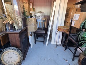 10 x 10 storage unit in Aurora, IL