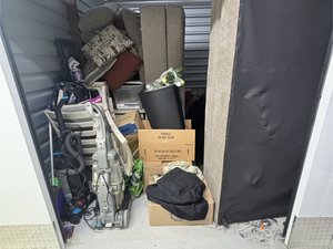 10 x 10 storage unit in Middle River, MD
