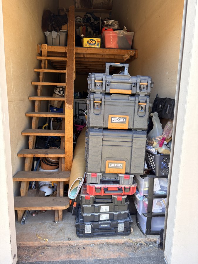 6 x 20 storage unit in Decatur, GA