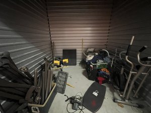 10 x 10 storage unit in Houston, TX