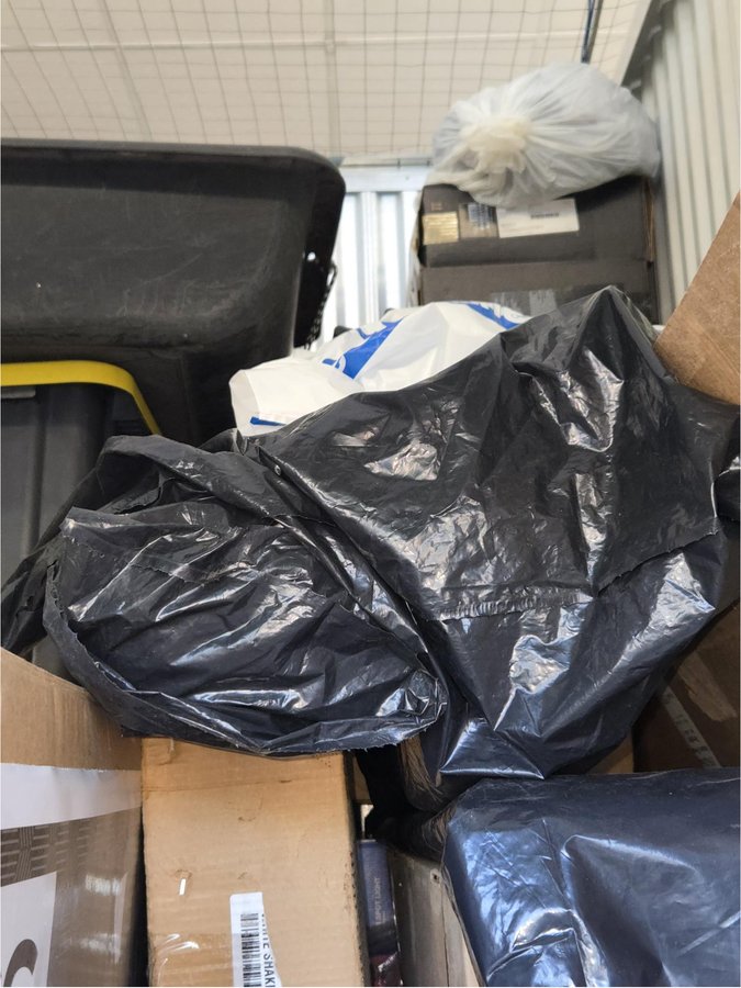 5 x 8 storage unit in Pompano Beach, FL