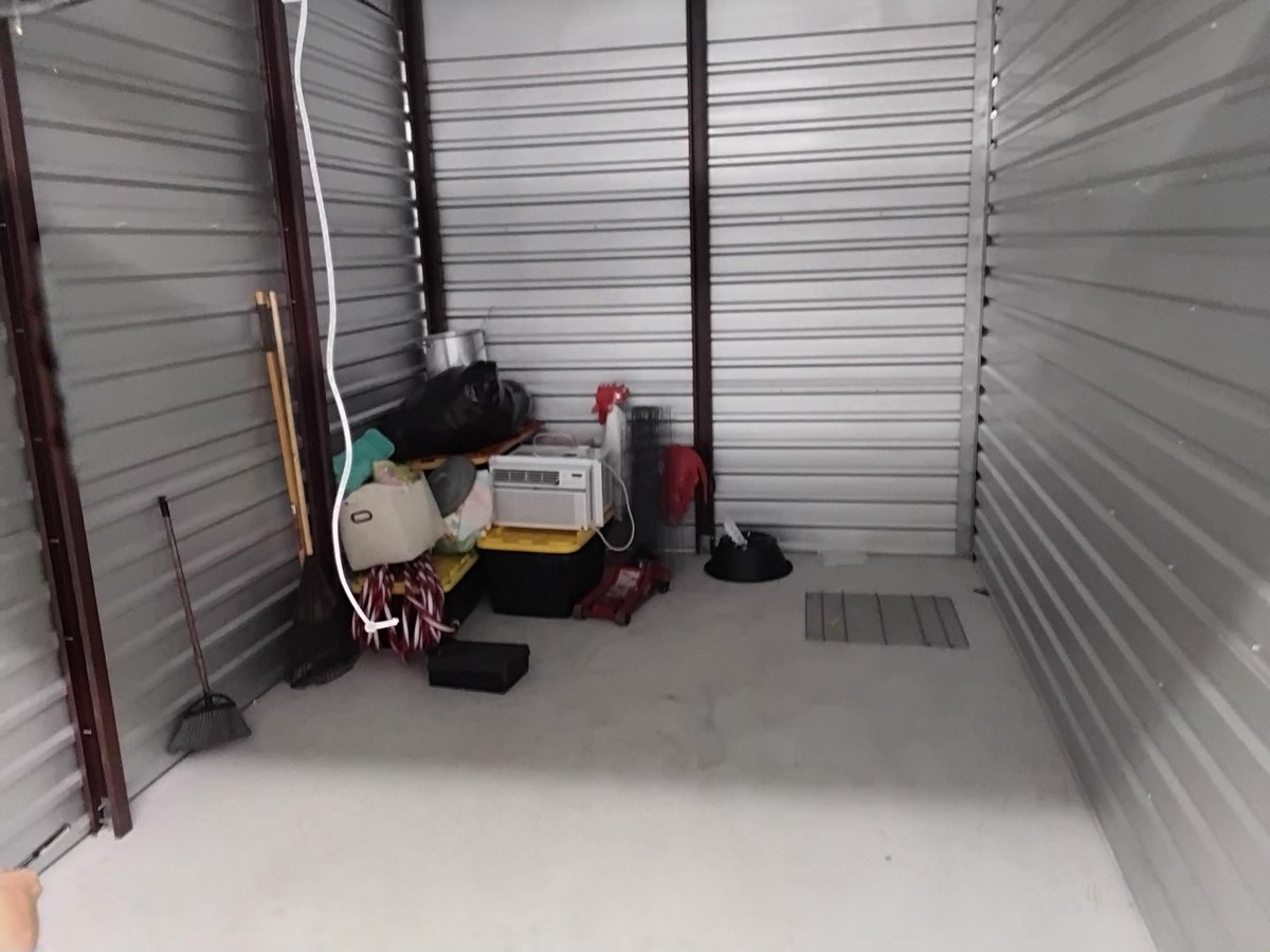10 x 15 storage unit in San Antonio, TX
