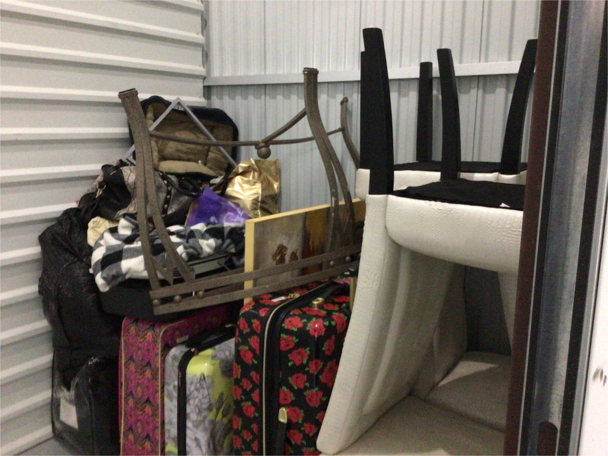 10 x 7 storage unit in Houston, TX