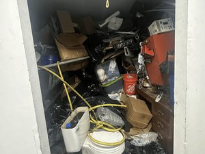 10 x 10 storage unit in Silverdale, WA