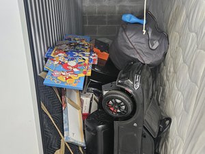 10 x 10 storage unit in Hallandale, FL