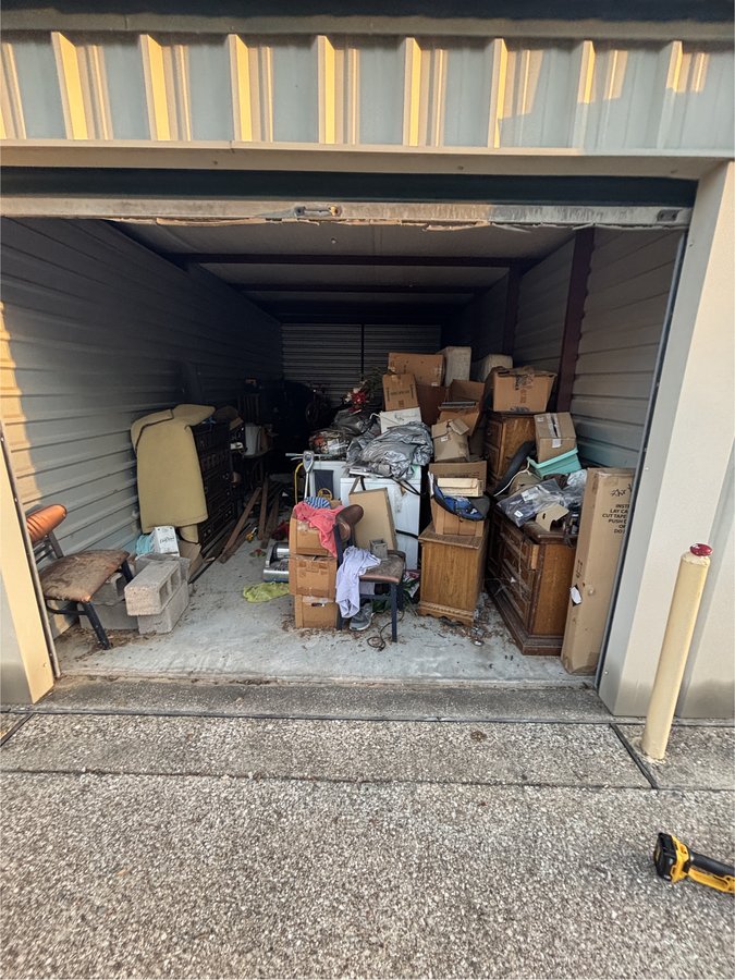 12 x 25 storage unit in Tyler, TX