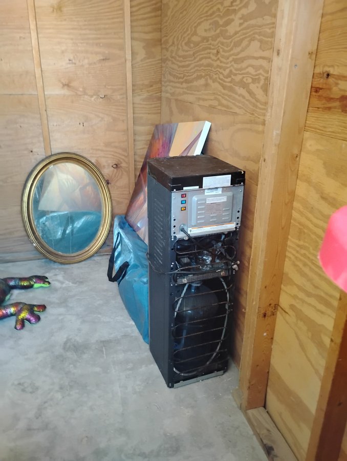 5 x 10 storage unit in Key West, FL