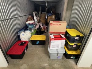 10 x 25 storage unit in Louisville, KY