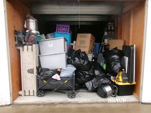 10 x 15 storage unit in Fresno, CA