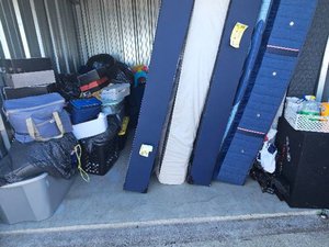10 x 10 storage unit in Indianapolis, IN