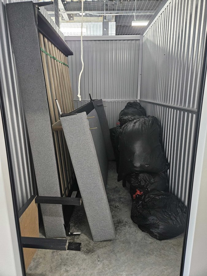 5 x 10 storage unit in Hallandale, FL