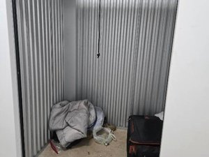 5 x 5 storage unit in Chicago, IL