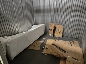 10 x 10 unit in Bronx