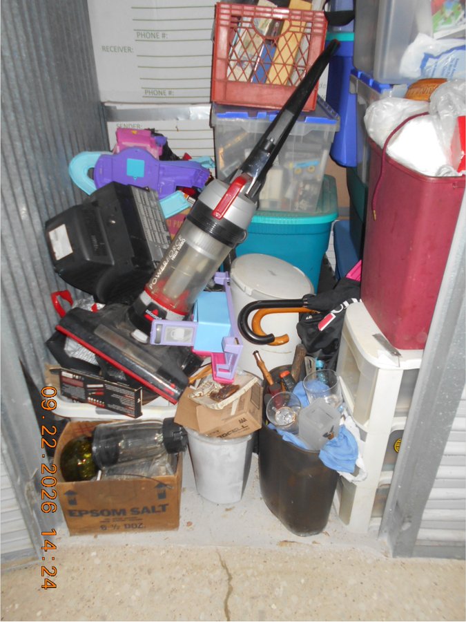 5 x 10 storage unit in Chicago, IL