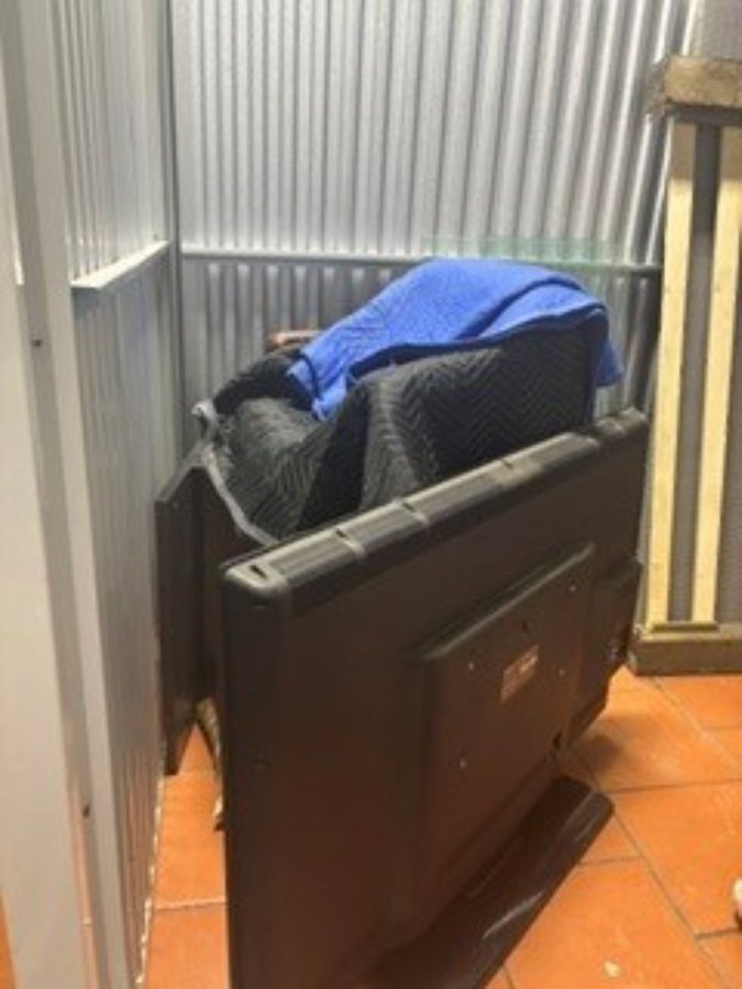 10 x 20 storage unit in Indianapolis, IN