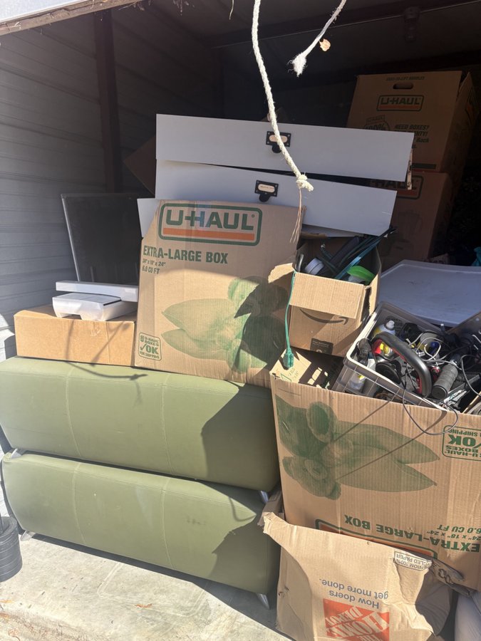 10 x 15 storage unit in Newport News, VA