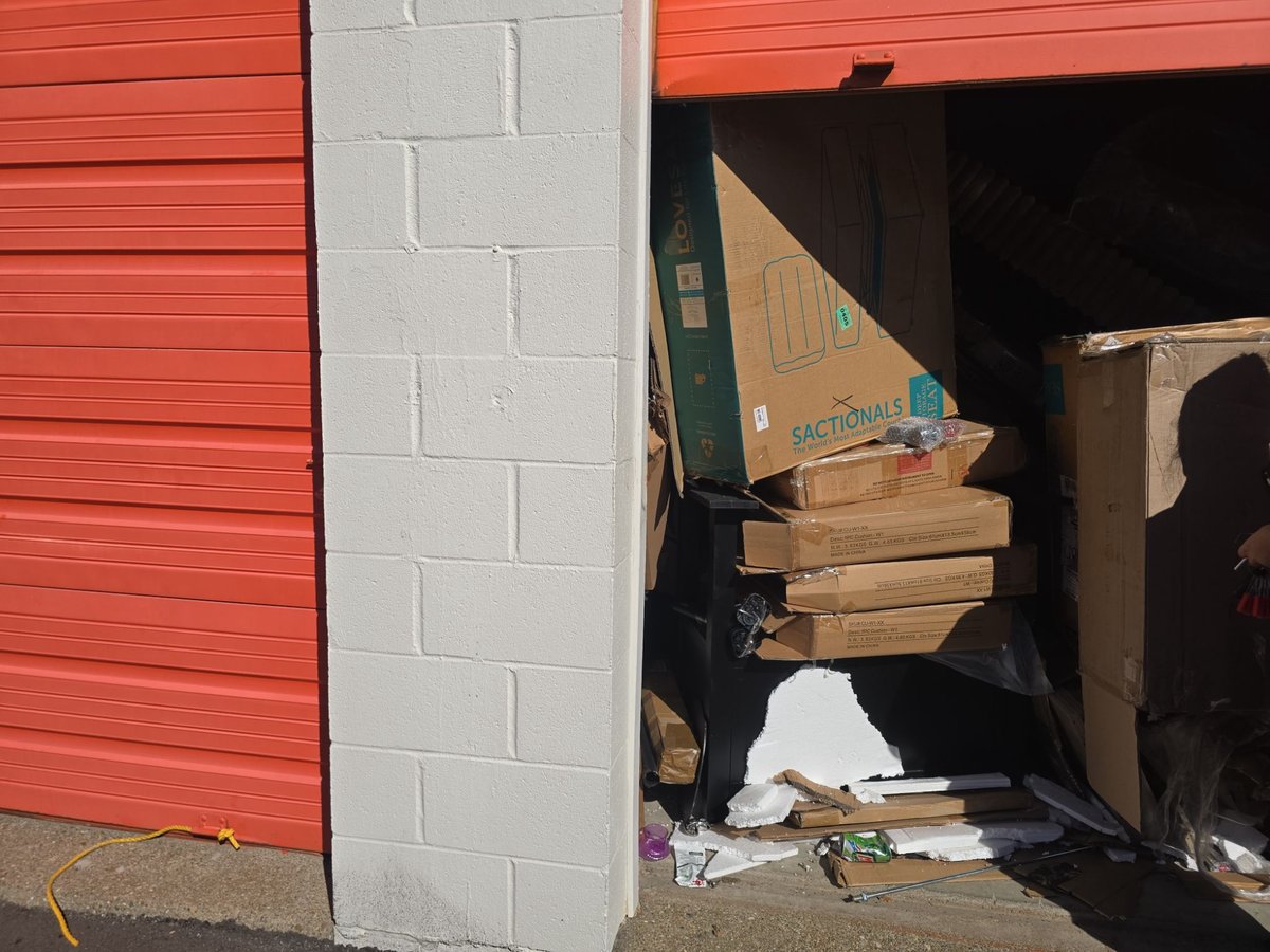 10 x 12 storage unit in Cincinnati, OH