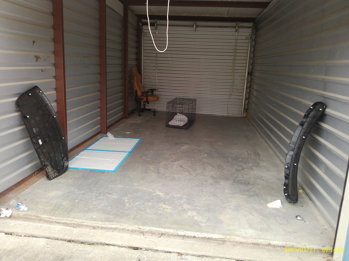 10 x 20 storage unit in Independence, MO