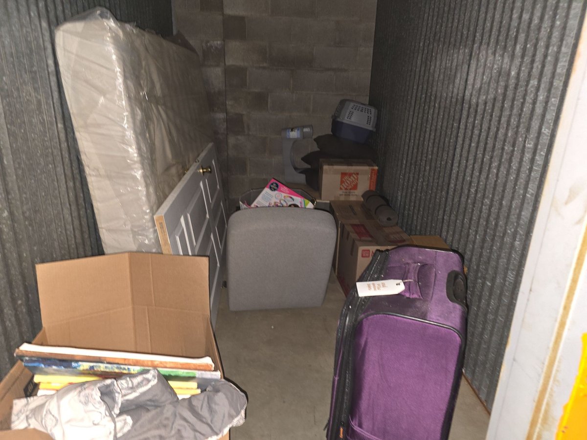 6 x 12 storage unit in Cincinnati, OH