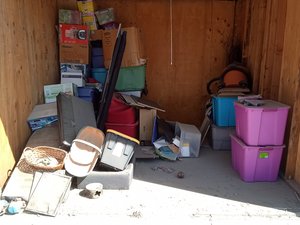 10 x 10 unit in Fresno
