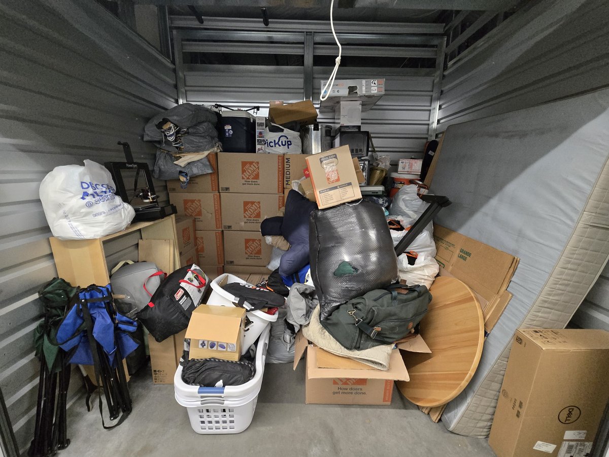 10 x 7 storage unit in Glendale, CO